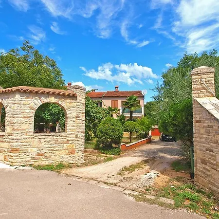 Apartments Voltica 1049 Rovinj Exterior photo