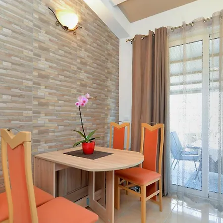 Apartments Voltica 1049 Rovinj Exterior photo
