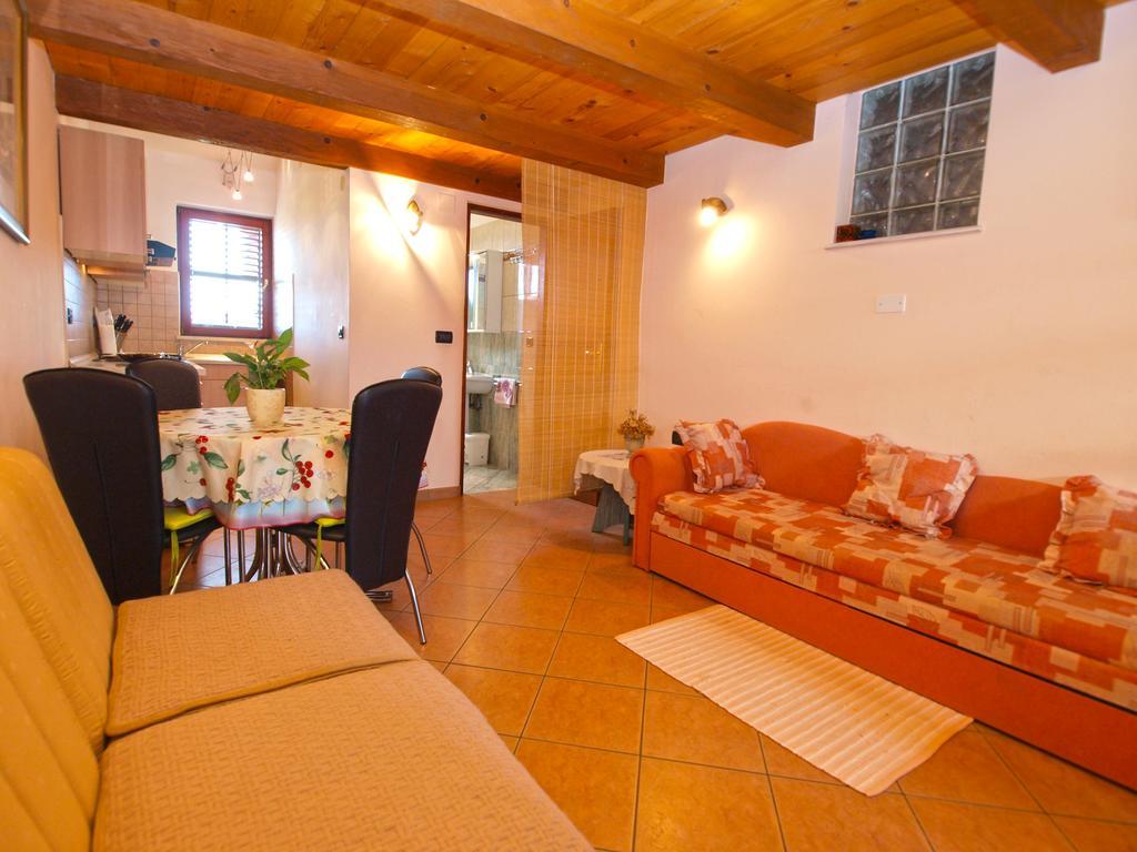 Voltica 1049 Apartment *
