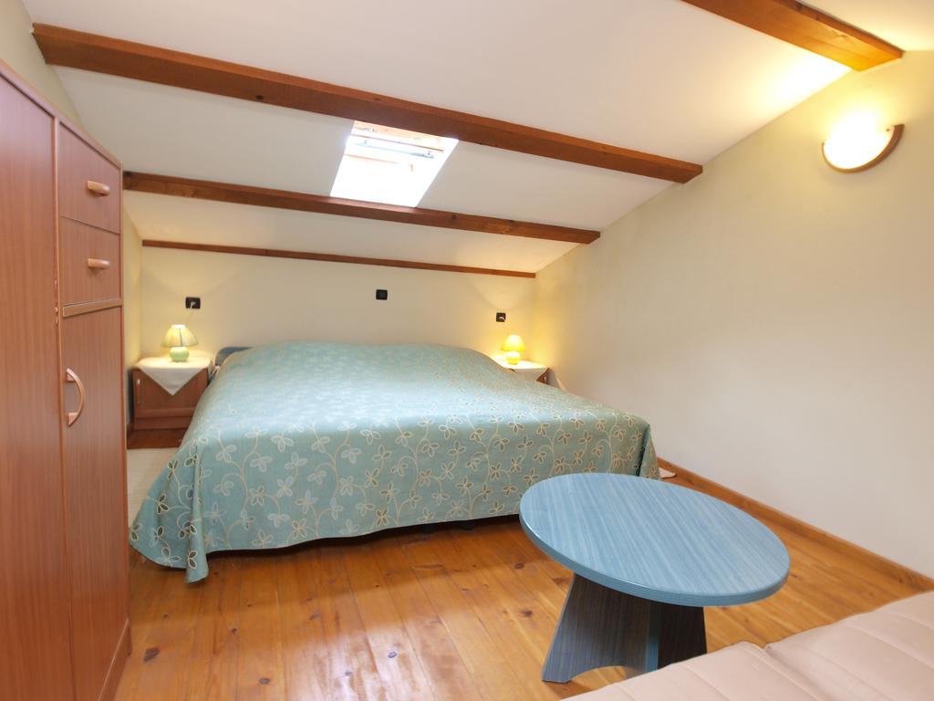 Voltica 1049 Apartment