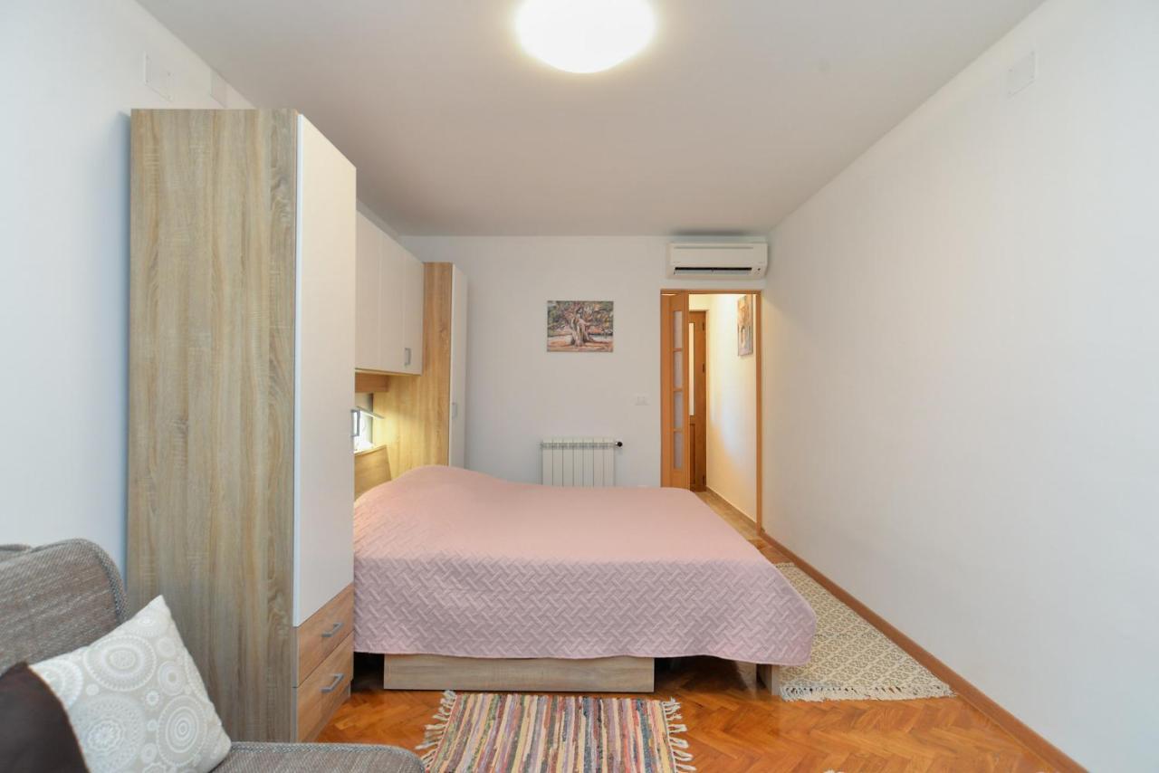Voltica 1049 Apartment *